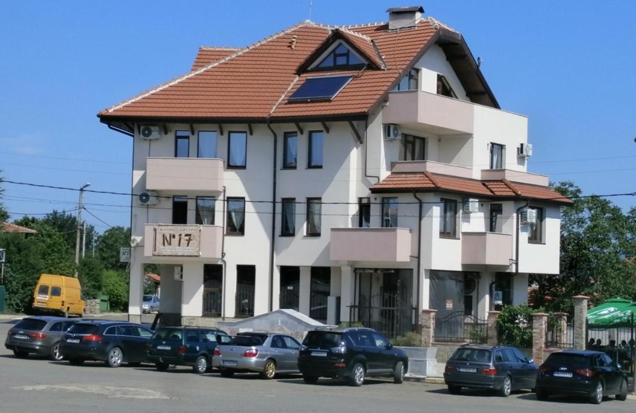 Aleksandrovo Apartments Exteriör bild